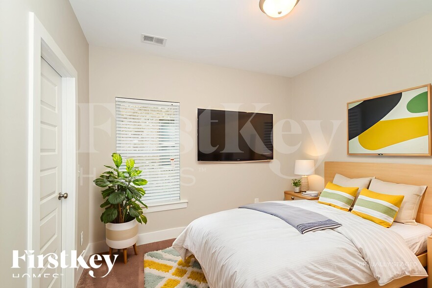 Building Photo - 5521 Park Side Rd