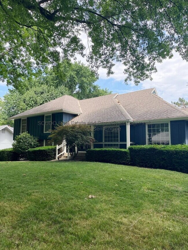 Building Photo - 12306 Pawnee Ln