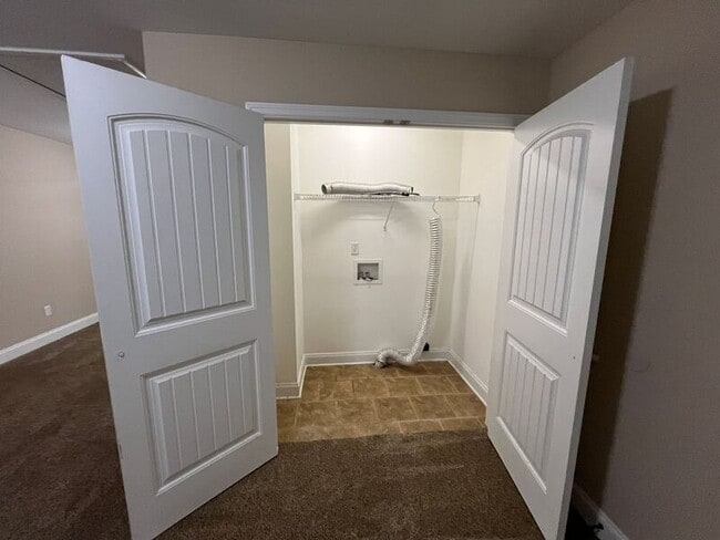 Building Photo - 88 Brown Estates Dr