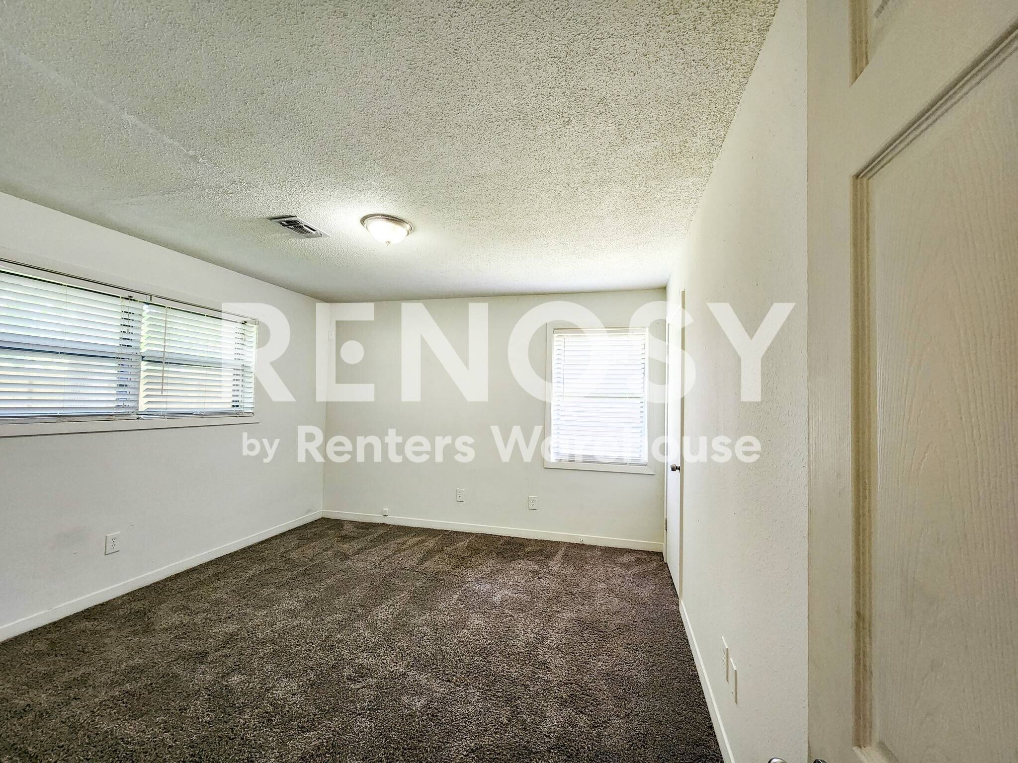 Building Photo - 1307 Dwinnell St