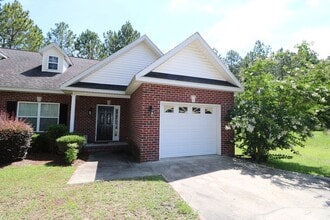 Building Photo - 1125A Southbend Drive