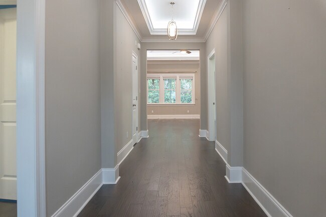 Building Photo - 2533 Capstone Dr