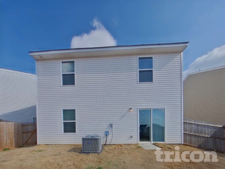 Building Photo - 4008 Reinfield Dr