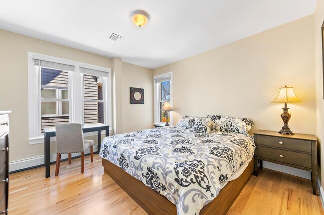 Bedroom 2 - 701 Asbury Ave