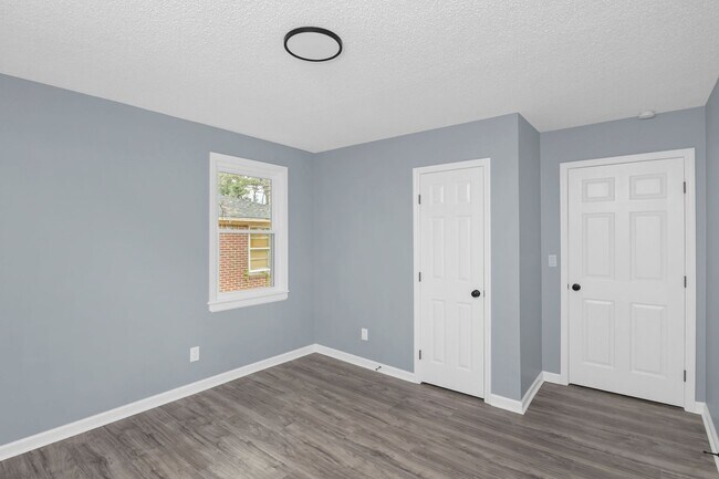 Building Photo - Fully Renovated 3-Bedroom Corner-Lot Gem Near Downtown Columbia & USC!