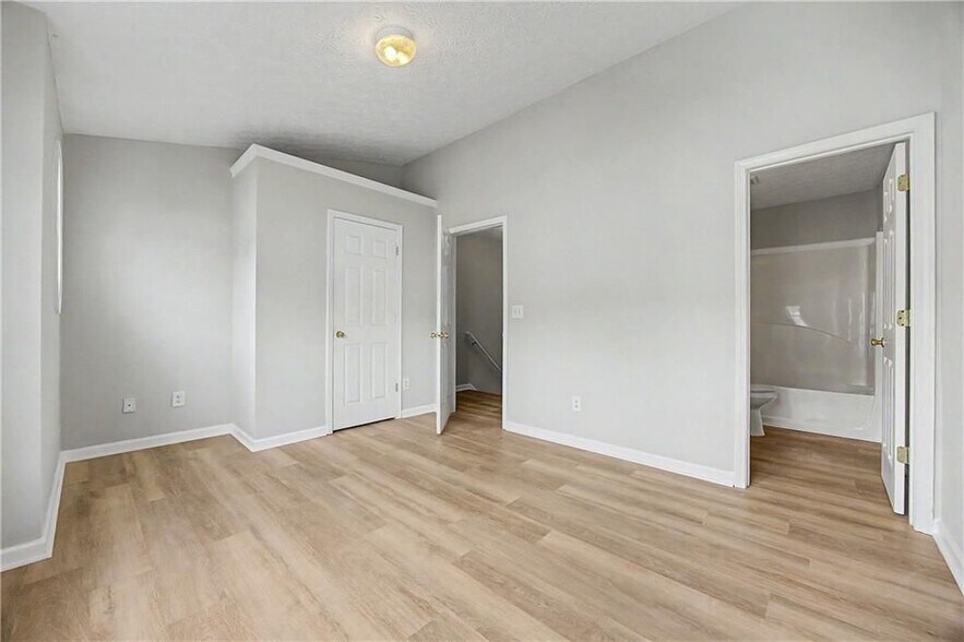 Building Photo - 1212 Penhurst Way