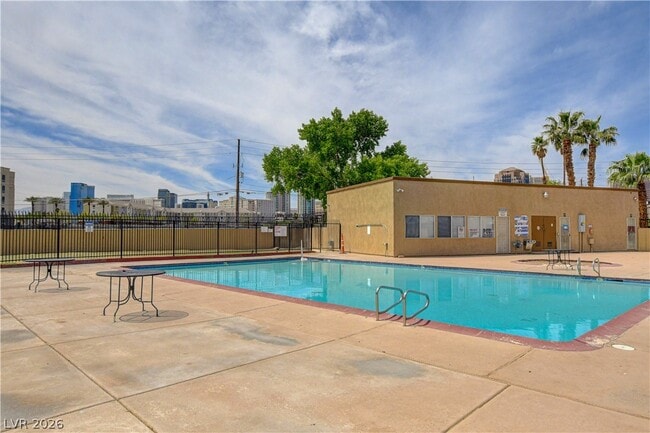 Building Photo - 3928 Torsby Pl