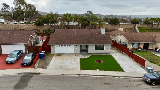 Building Photo - 1286 Waxwing Ln