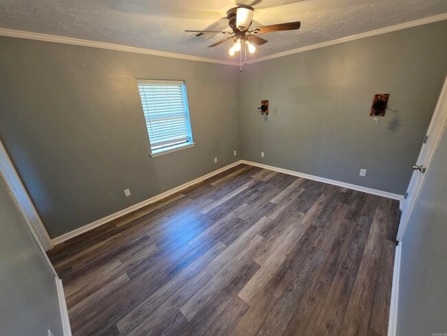 Building Photo - 74 Pond St