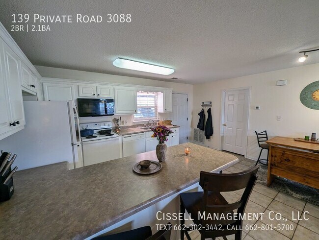 Building Photo - 139 Private Road 3088