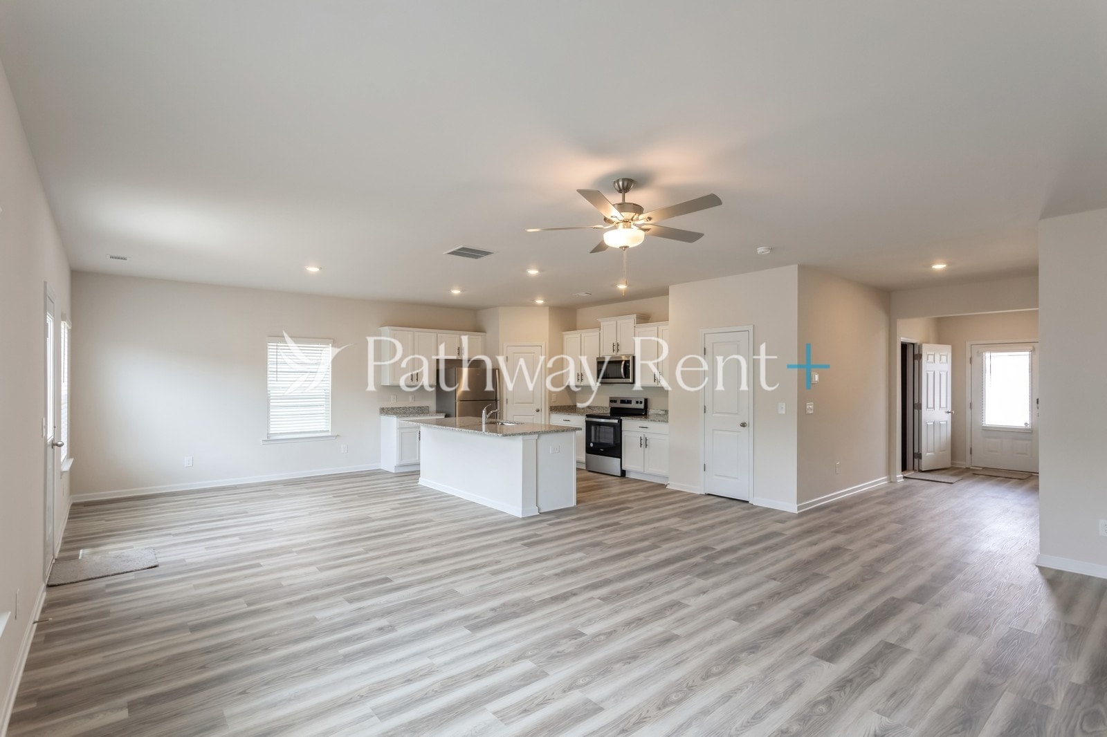 Building Photo - 608 Mackenzie Cv