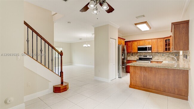 Building Photo - 14337 SW 135th Ave