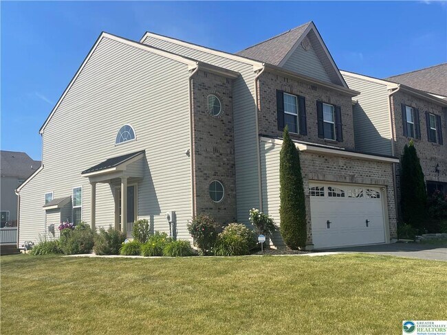 Building Photo - 1350 Caspian St