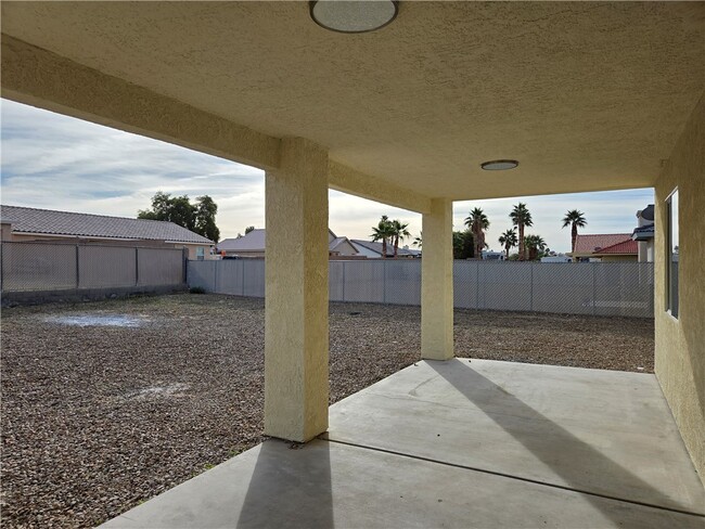 Building Photo - 5386 Tierra Linda Dr