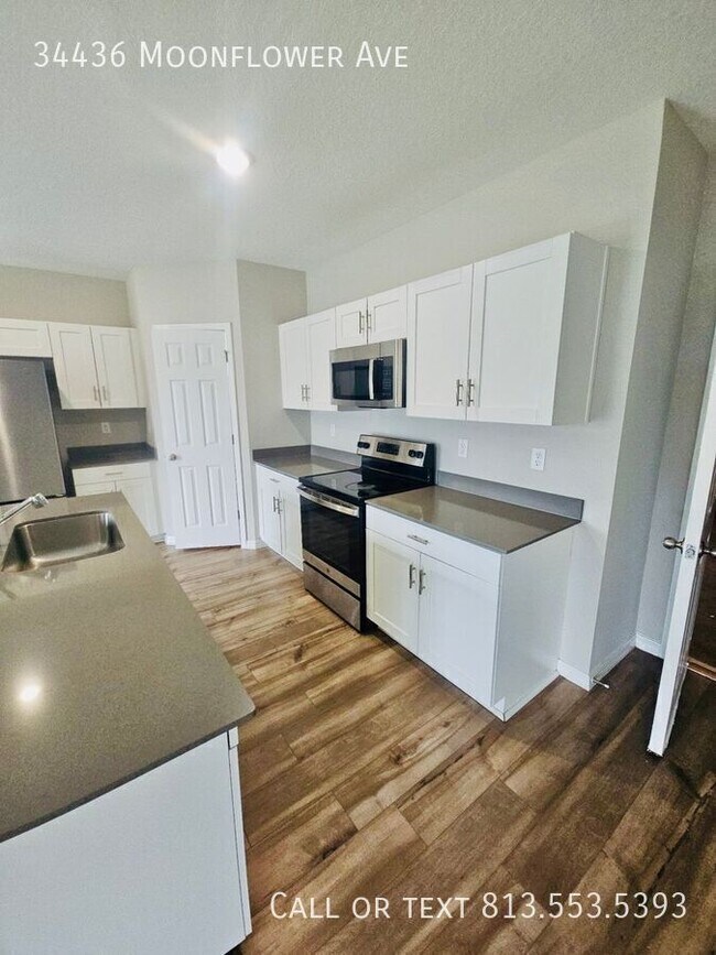 Building Photo - 34436 Moonflower Ave