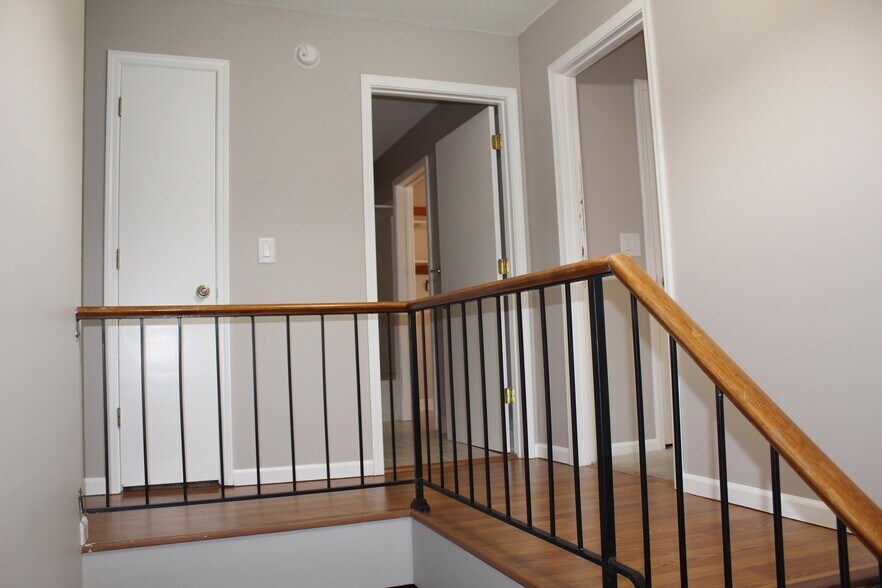 Building Photo - 8009 NW 79th Pl