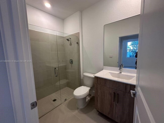 Building Photo - 17183 SW 2nd Cir