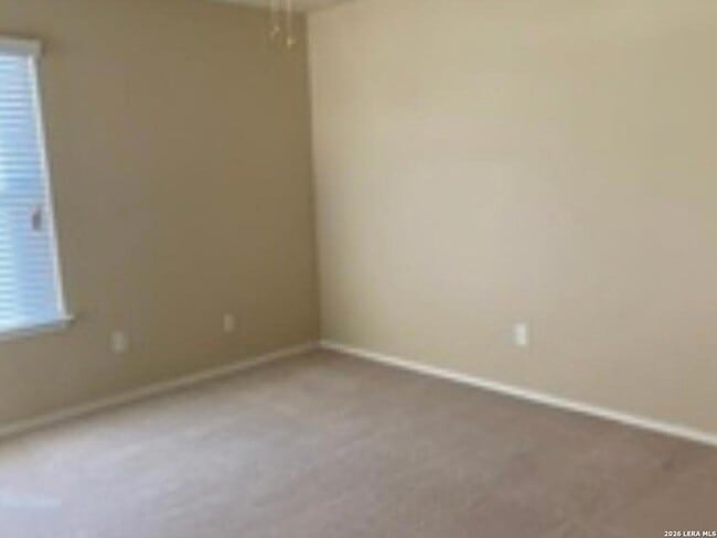 Building Photo - 25007 Cambridge Wl