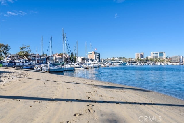 Building Photo - 3324 Via Lido