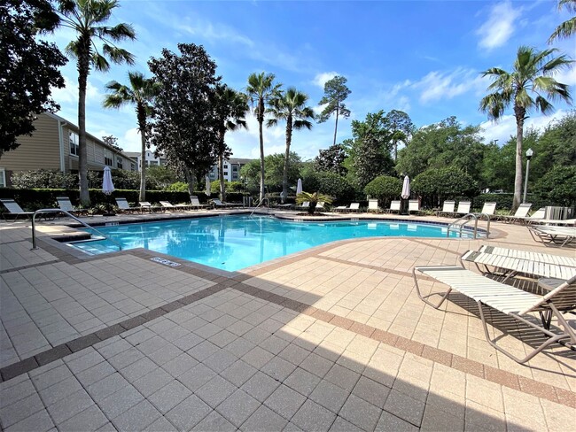 Building Photo - 4877 Castlegate Ct