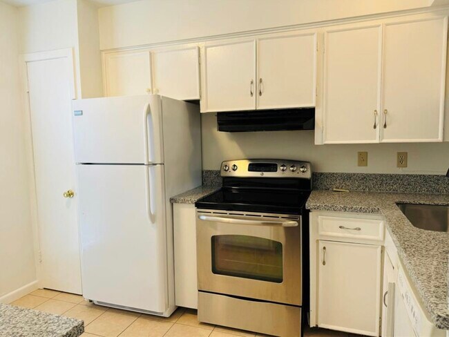 Building Photo - 7841 Rue St Cyr St