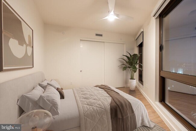 Primary Photo - 1630 Columbia Rd NW