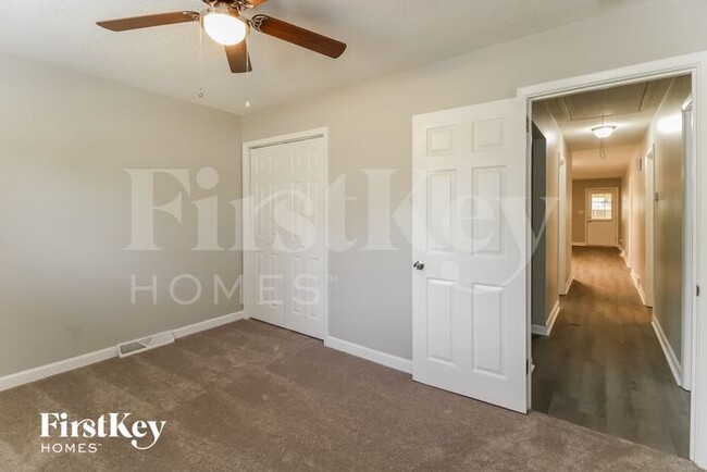 Building Photo - 3520 Langdale Dr