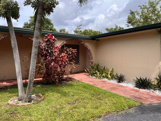 Building Photo - 7201 NW 15th St