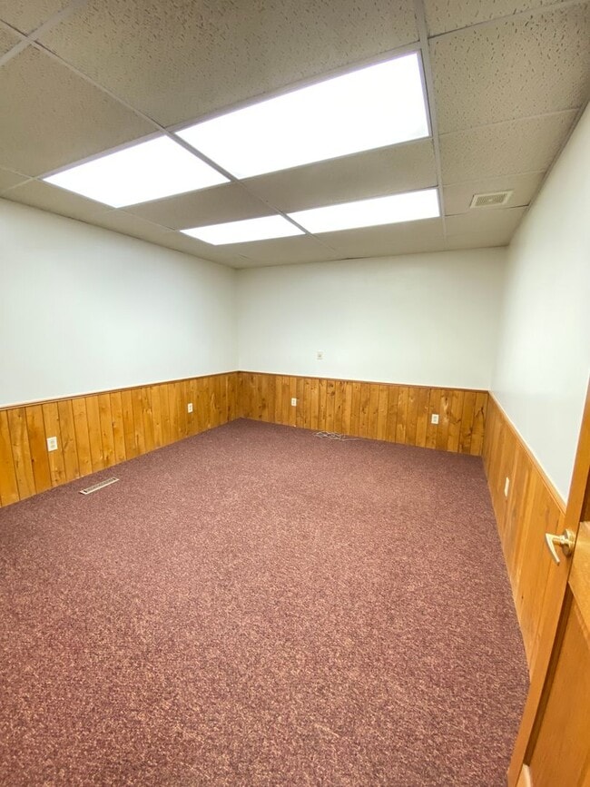 Building Photo - 118/120 E Huron