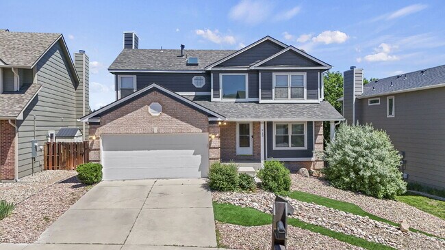 Primary Photo - Spacious 5-Bedroom Home with Mountain View...