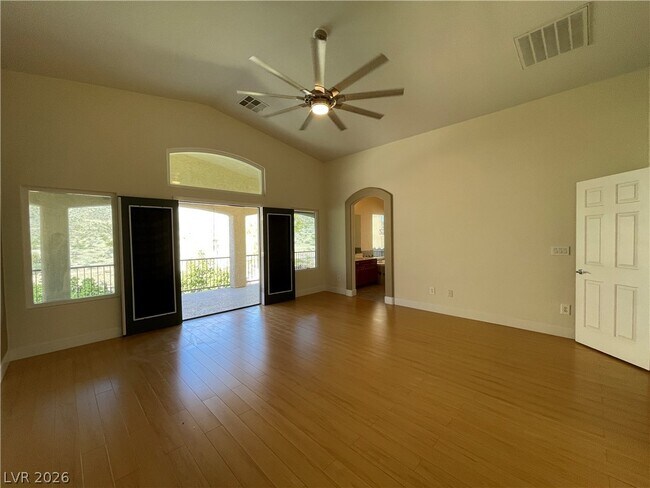 Building Photo - 4049 Bennett Mountain St