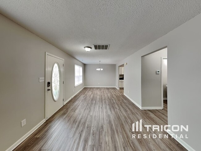 Building Photo - 119 Brantley Pl Dr