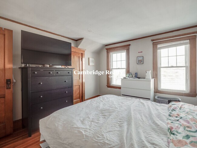 Building Photo - 60 Powder House Blvd