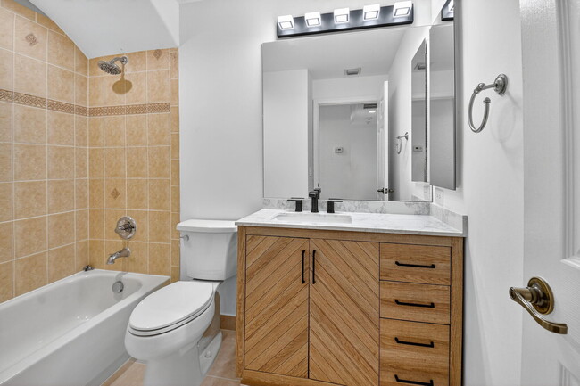 Building Photo - 16081 Poppy Seed Cir