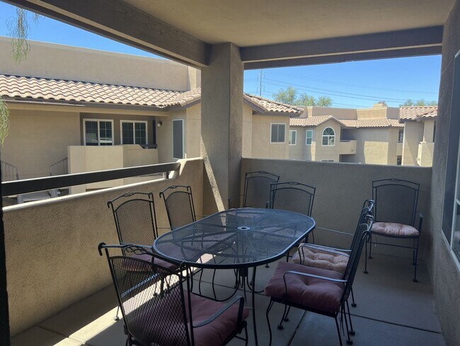 Building Photo - Fully furnished Scottsdale condo!