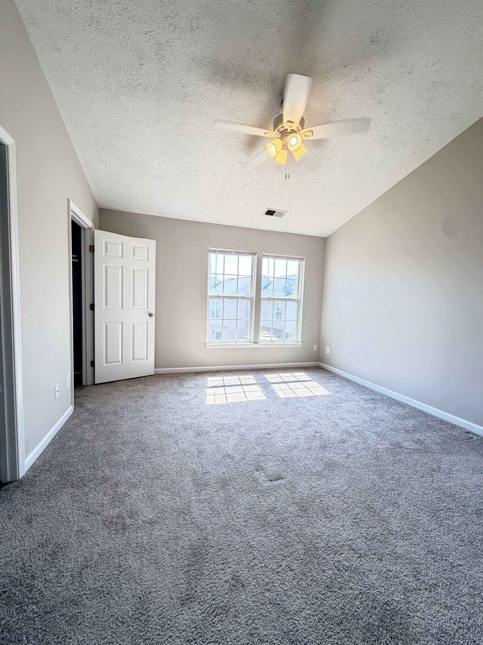 Building Photo - 14405 Hulfish Way