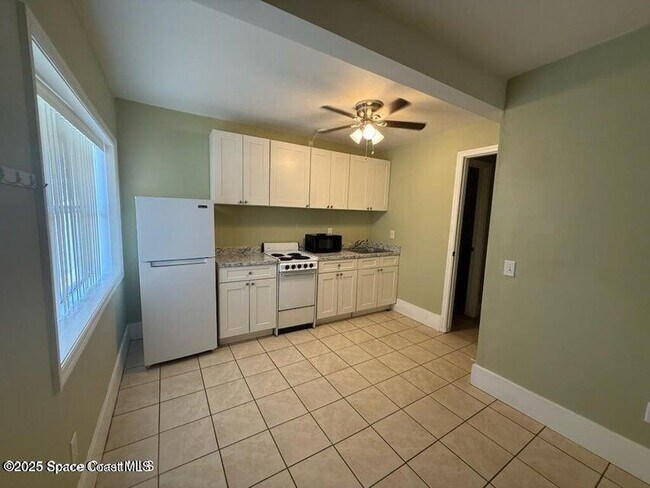Building Photo - 3485 US-1