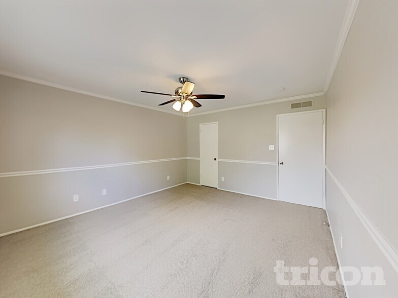 Building Photo - 416 Forestwood Dr