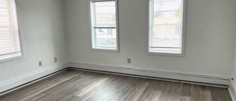Building Photo - 28 Wyman St