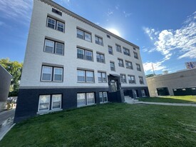 Building Photo - Ingersoll Flats