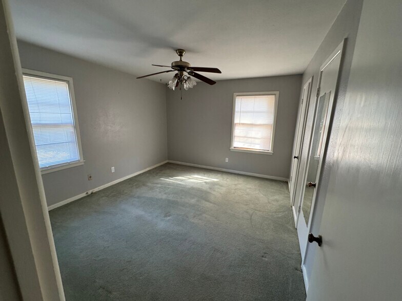 Building Photo - 2217 N 42nd St