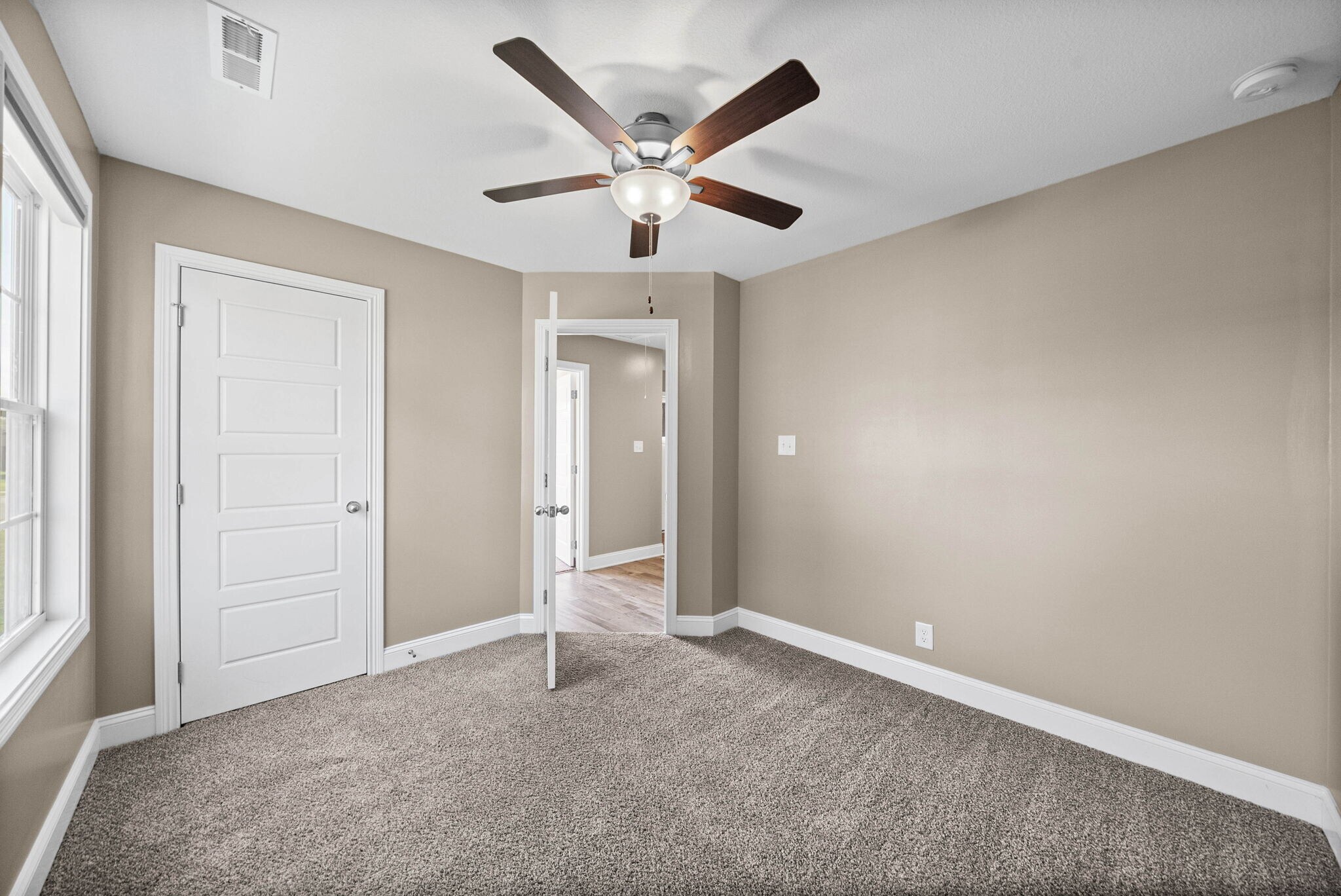 Building Photo - 1057 Dublin Dr