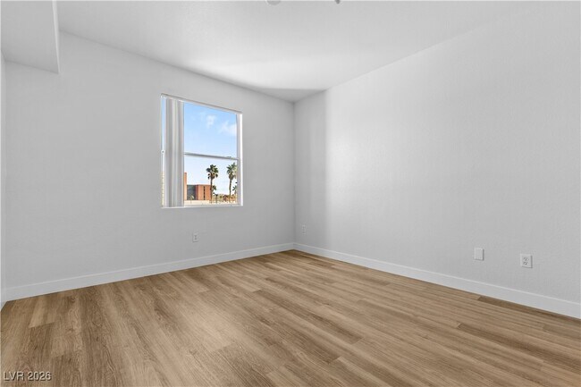 Building Photo - 6955 N Durango Dr