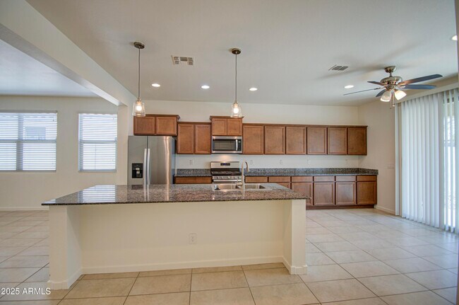 Building Photo - 36217 N Urika Dr