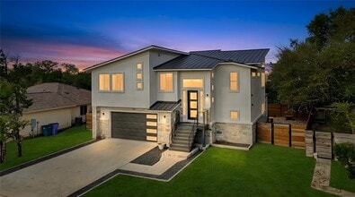 Building Photo - 300 Summit Ridge Dr N