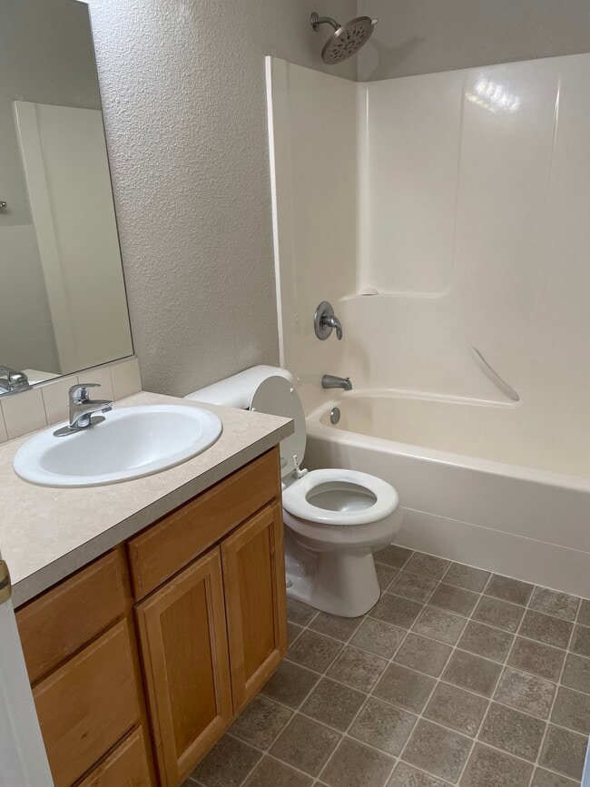 Building Photo - 5386 Burbank St N