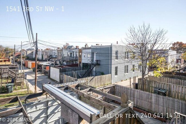 Building Photo - 1541 3rd St NW