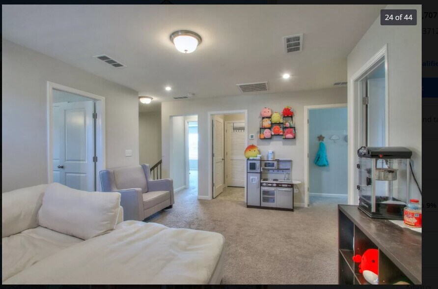 Building Photo - 3613 Magpie Ln