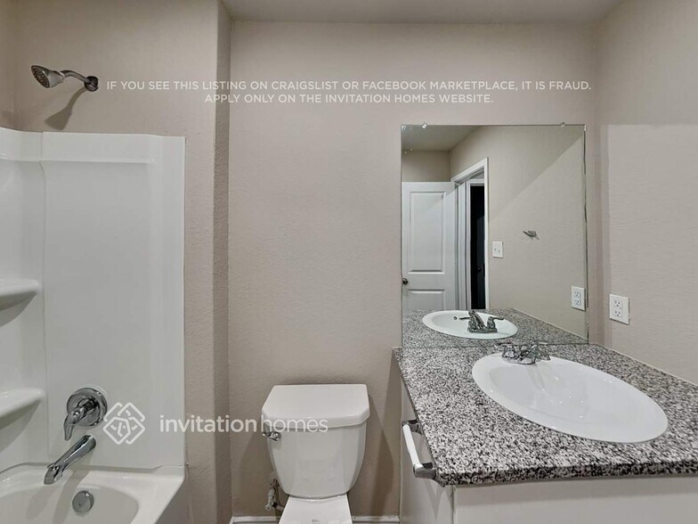 Building Photo - 7319 Avila Vis