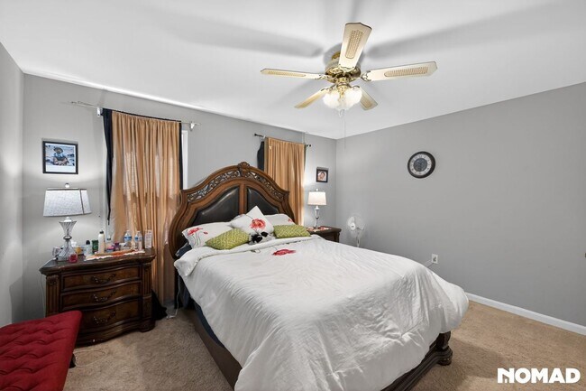 Building Photo - Spacious 4BR House in Germantown